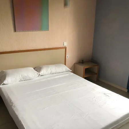 De L'ocean Hotel *